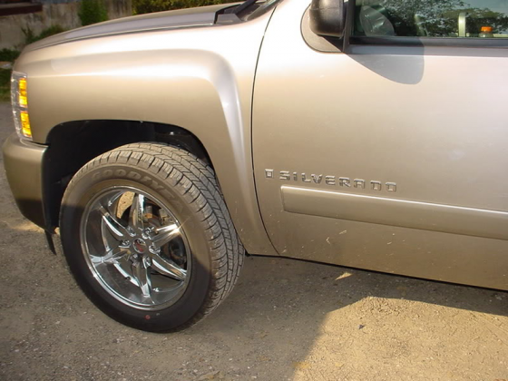 2008 Up Chevy/ GMC Crew Cab Sub Box 2X12 Carpeted