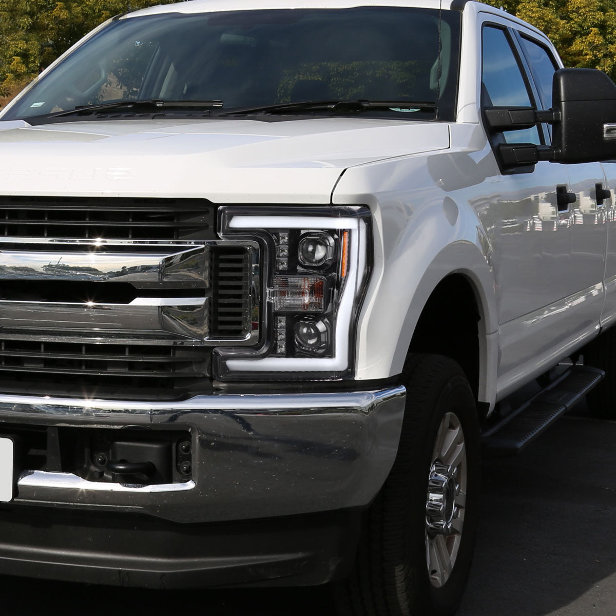 Spec-D 17-19 Ford F-250 F-350 F-450 F-550 Projector Headlights Black