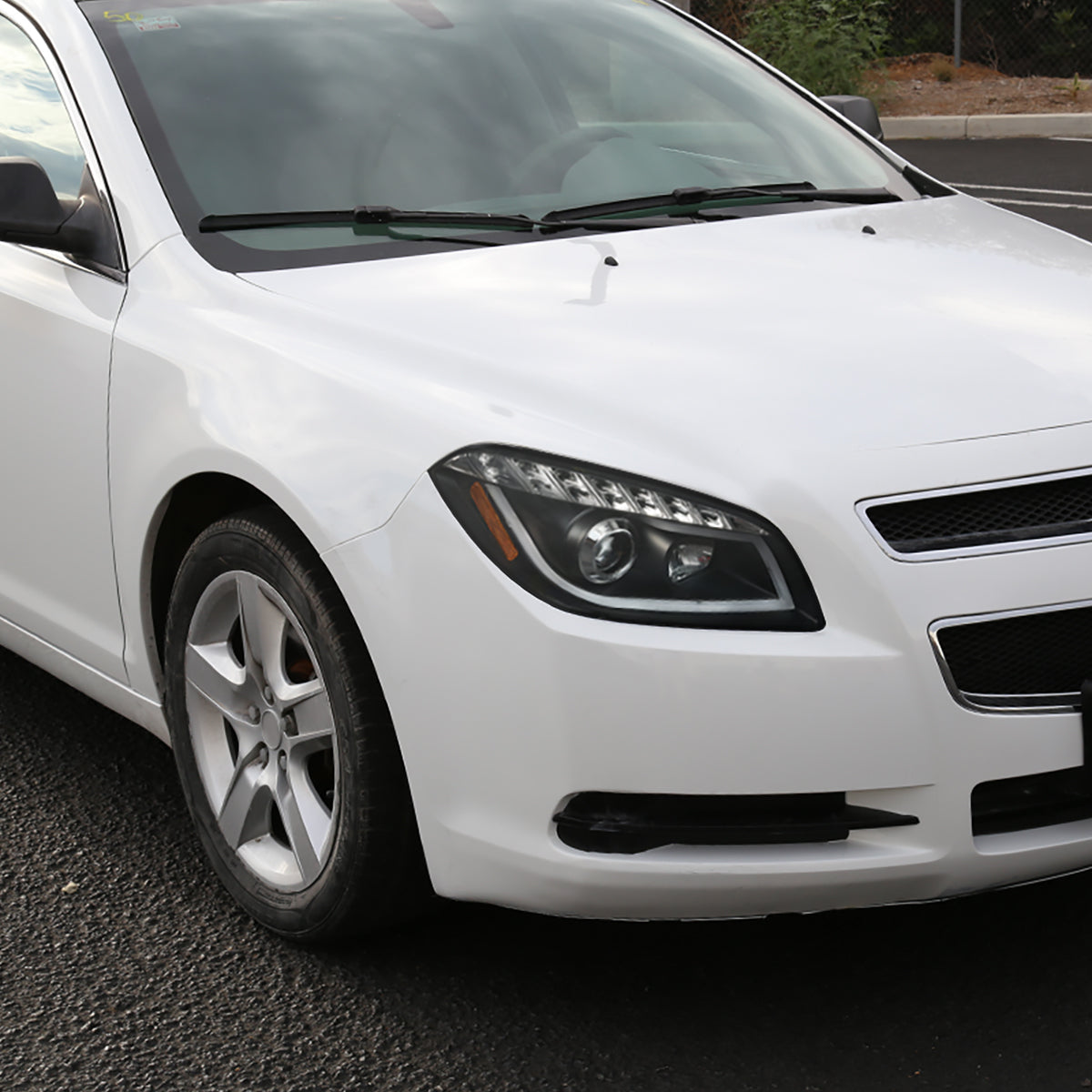 Spec-D 08-12 Chevy Malibu Headlights Dual Halo Projector Black.