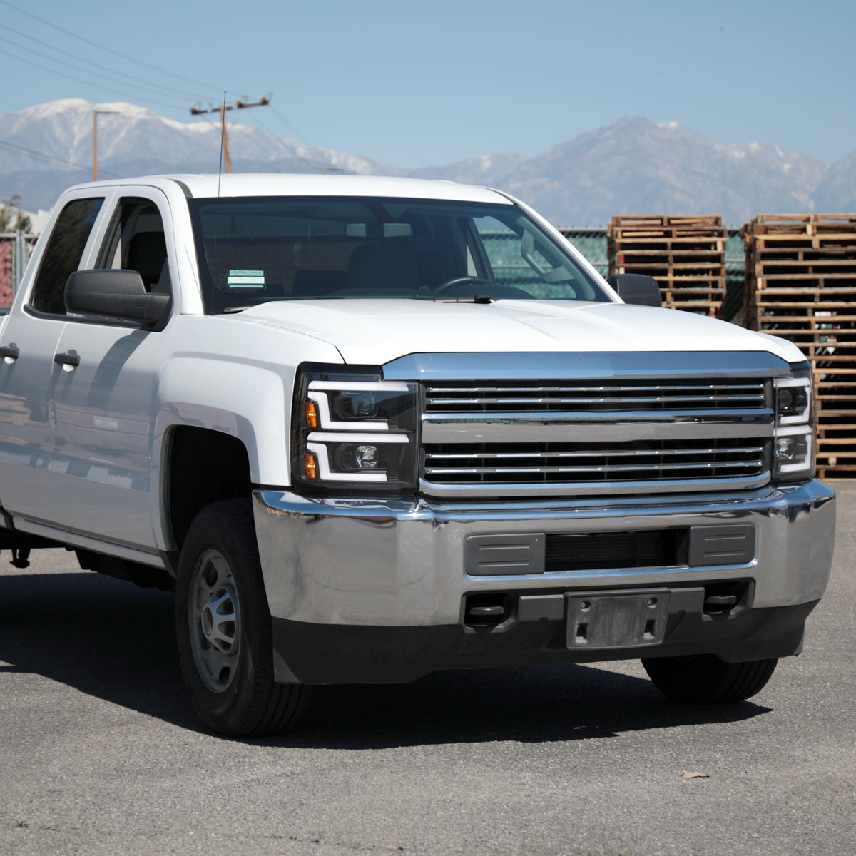 Spec-D 15-19 Silverado 2500HD/3500HD Sequential Headlights Black