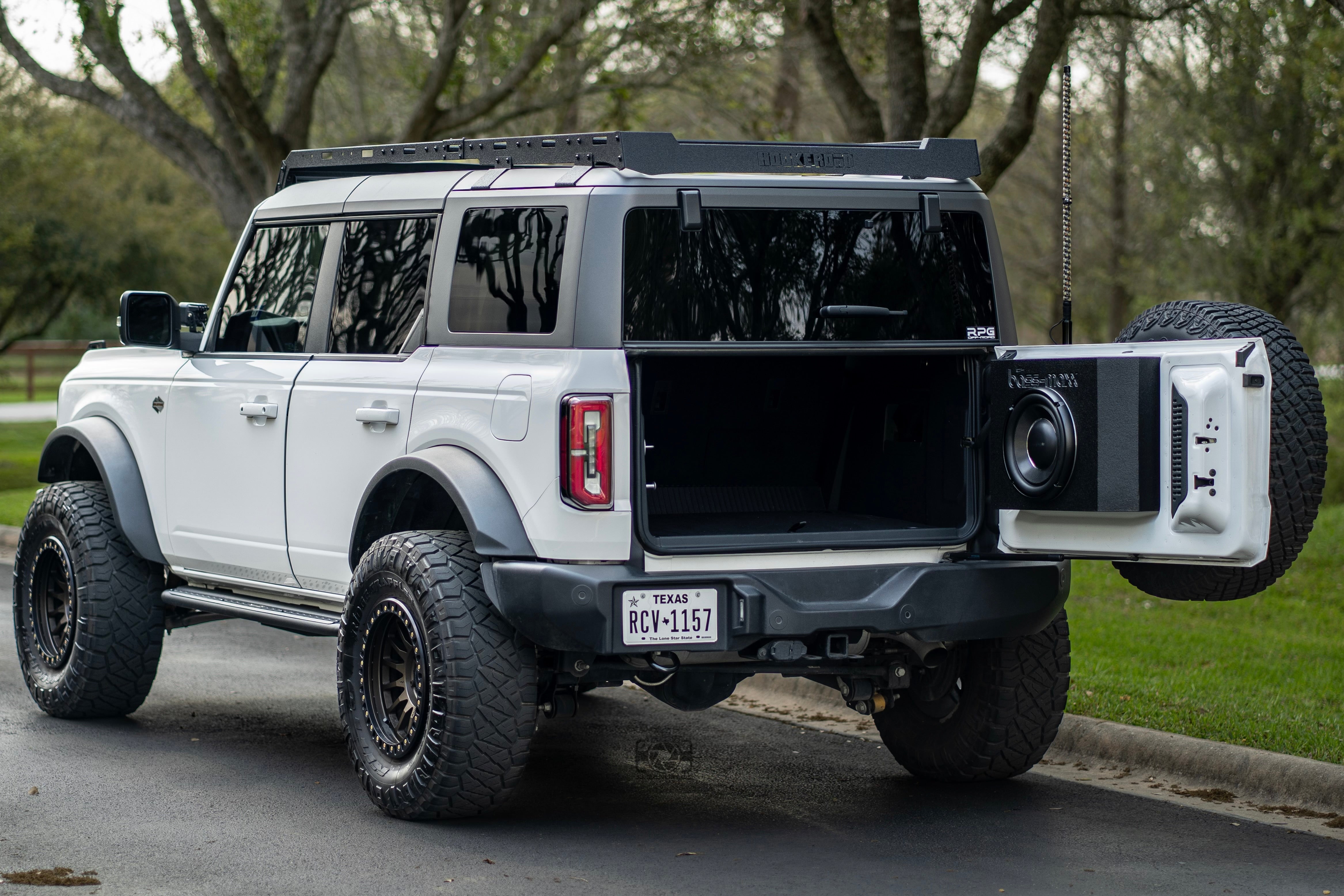 Bronco sub enclosure (tailgate mount) P110STGB