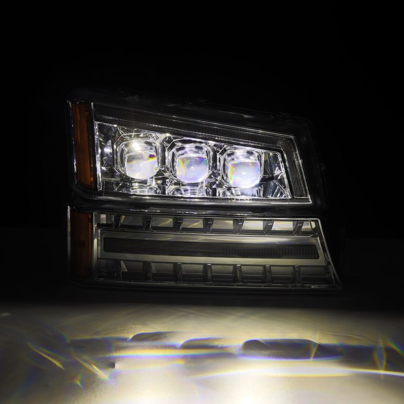 AlphaRex 03-06 Chevrolet Silverado/02-06 Avalanche NOVA-Series LED Projector Headlights Chrome