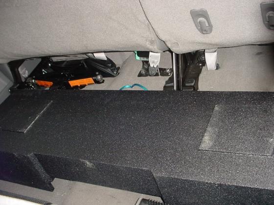 04-2013 Nissan Titan Crew Cab & King Cab 2X10 Carpeted