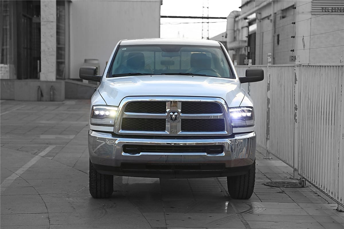 AlphaRex 09-18 Ram Truck NOVA-Series LED Projector Headlights Chrome