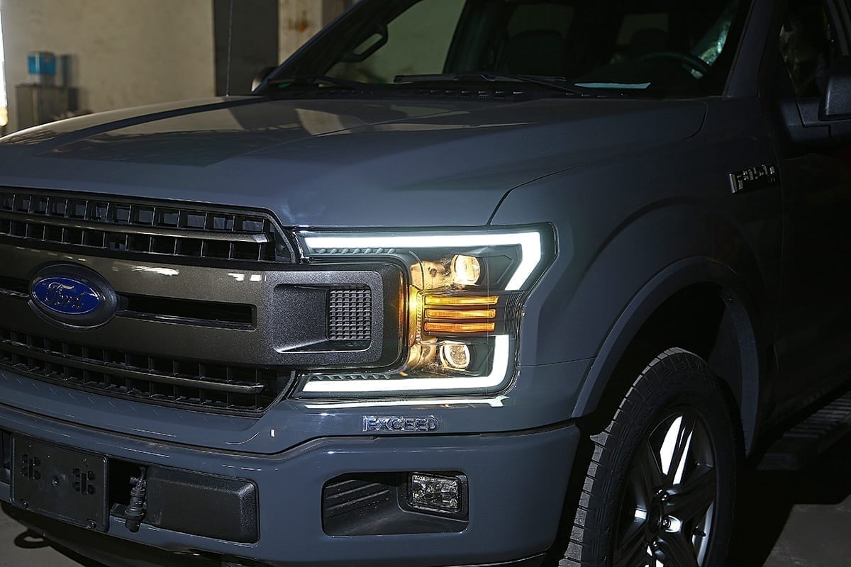 AlphaRex 18-20 Ford F150 LUXX-Series LED Projector Headlights Black