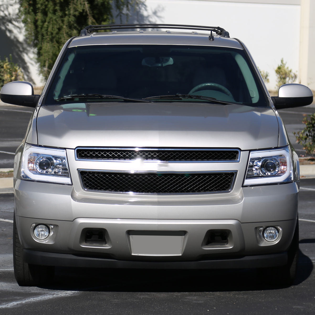 Spec-D 07-13 Chevy Avalanche Tahoe Projector Headlights Chrome