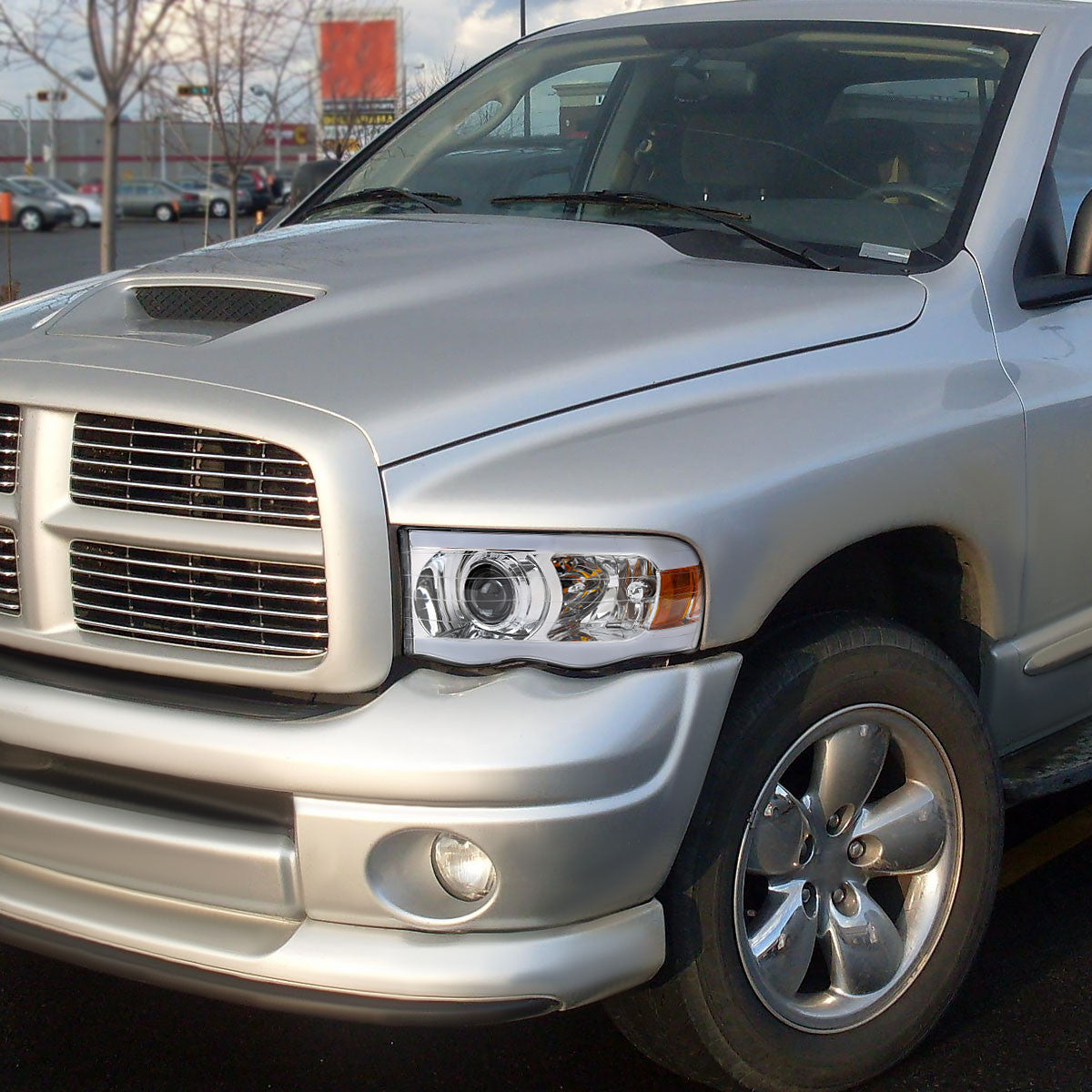 Spec-D 02-05 Dodge Ram 1500 2500 3500 Projector Headlights Chrome