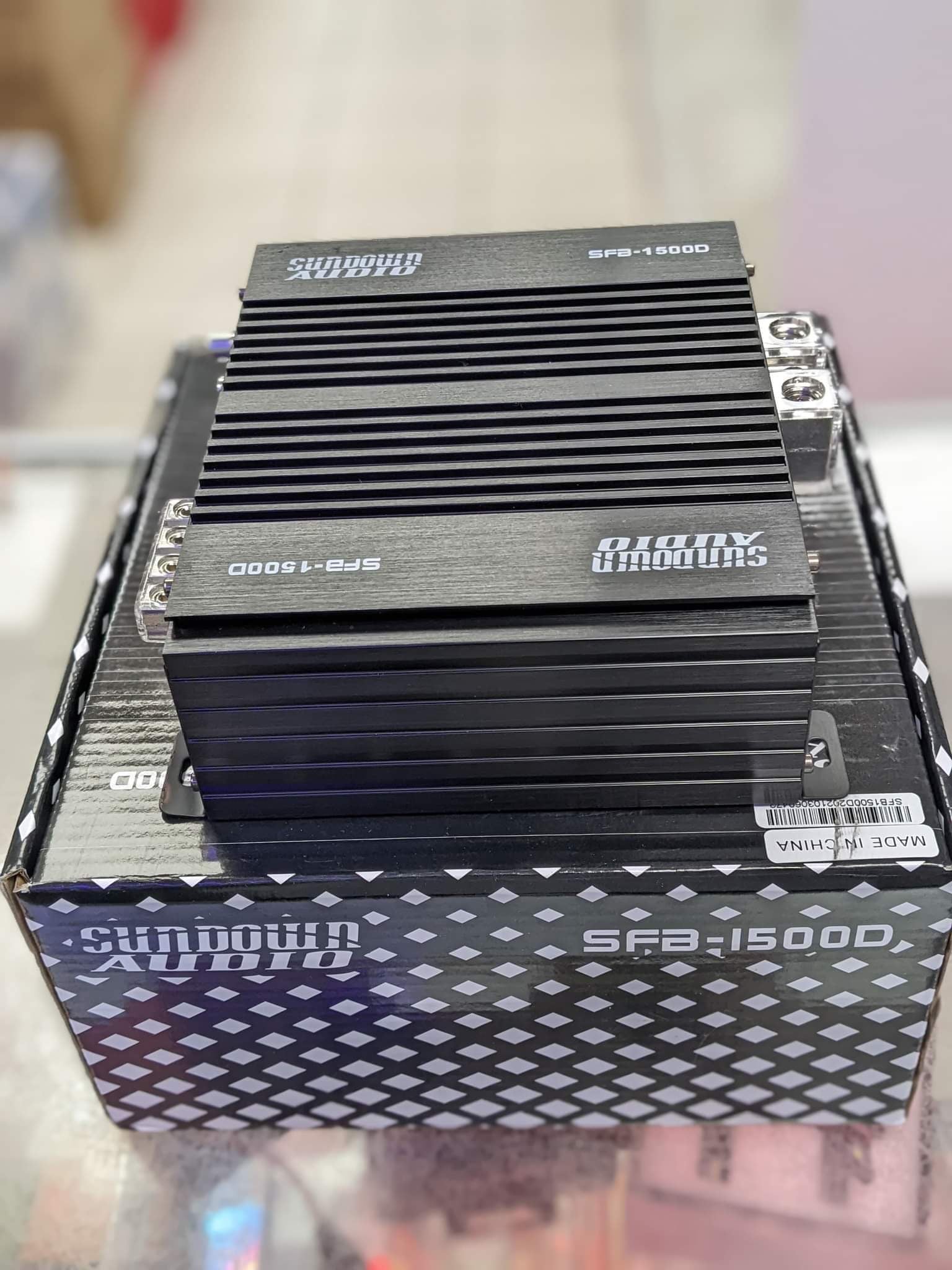 Sundown Audio SFB- 1500D (SFB Series) Car Amplifier Monoblock 1500 Watts RMS