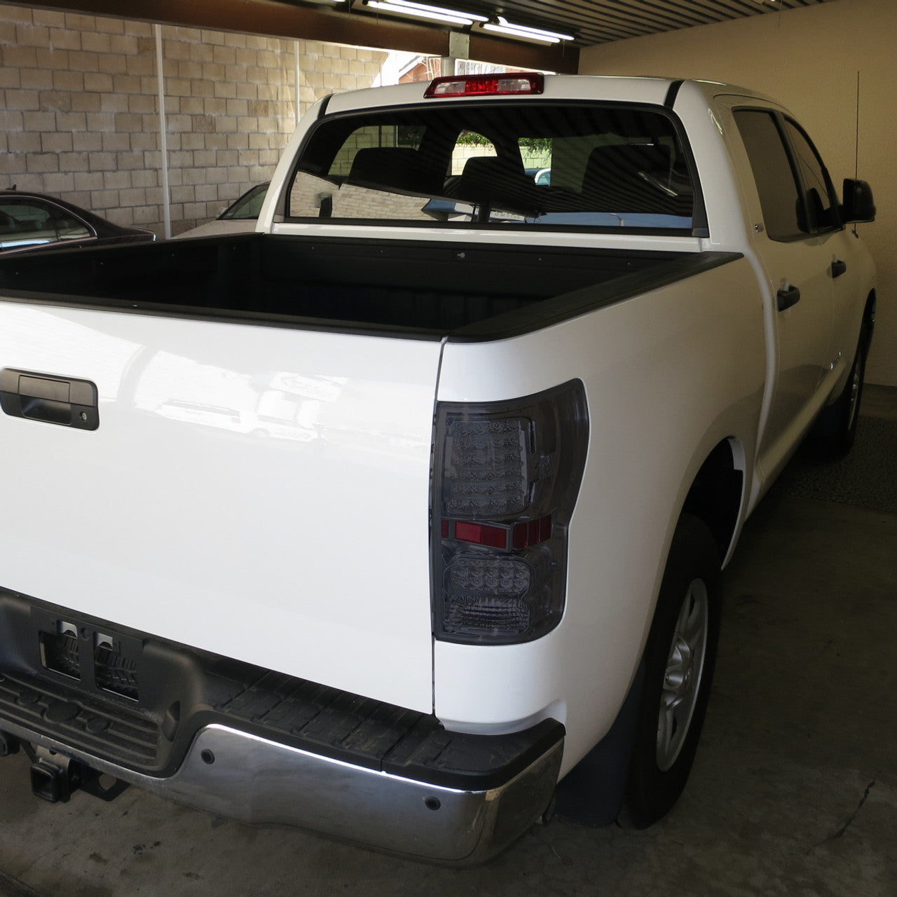Spec-D 07-12 Toyota Tundra LED Tail Lights Smoked Lens