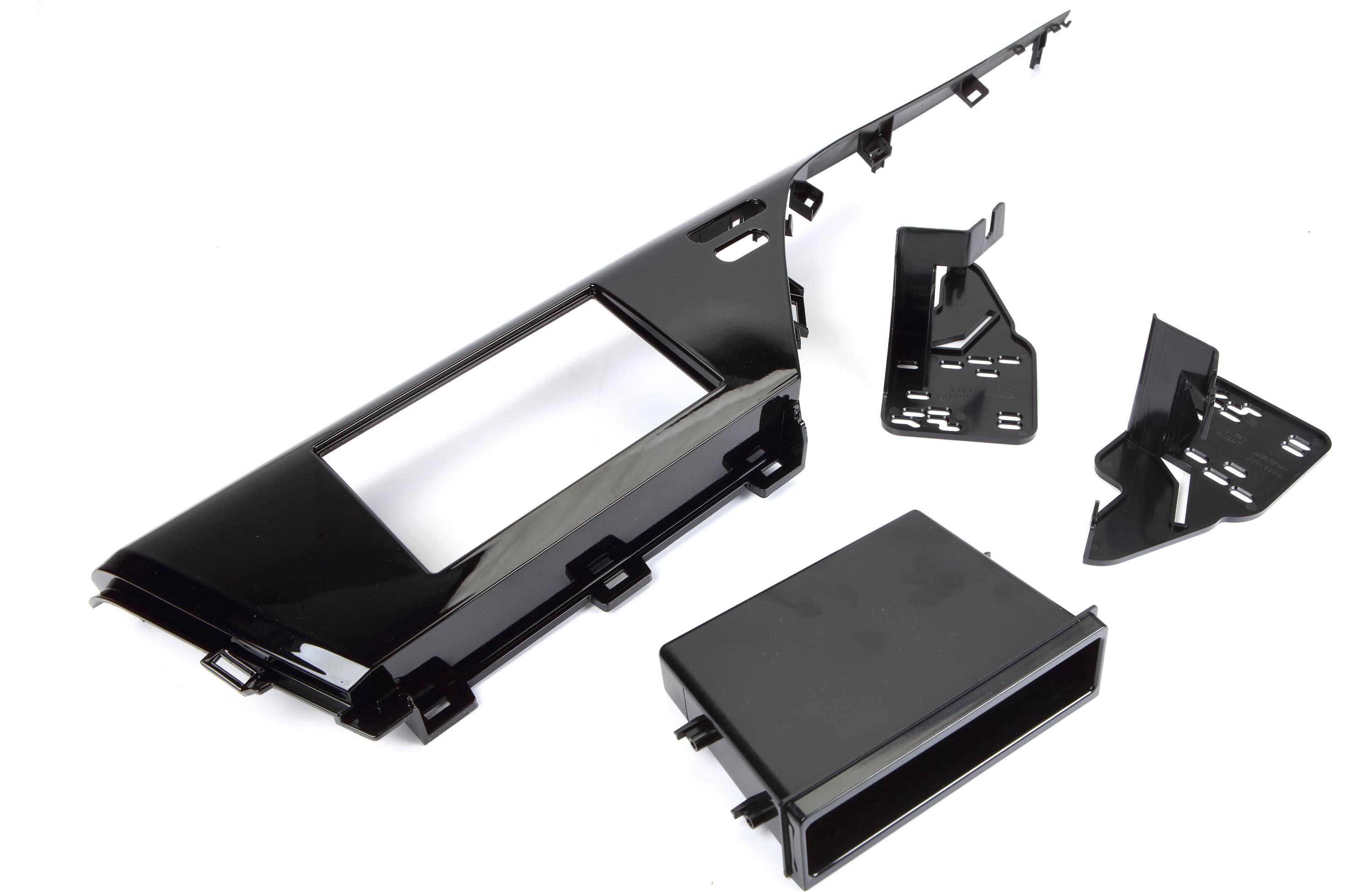 Metra 99-8266BLHG Dash Kit Fits select 2018-20 Toyota Camry vehicles — single- or double-DIN radios