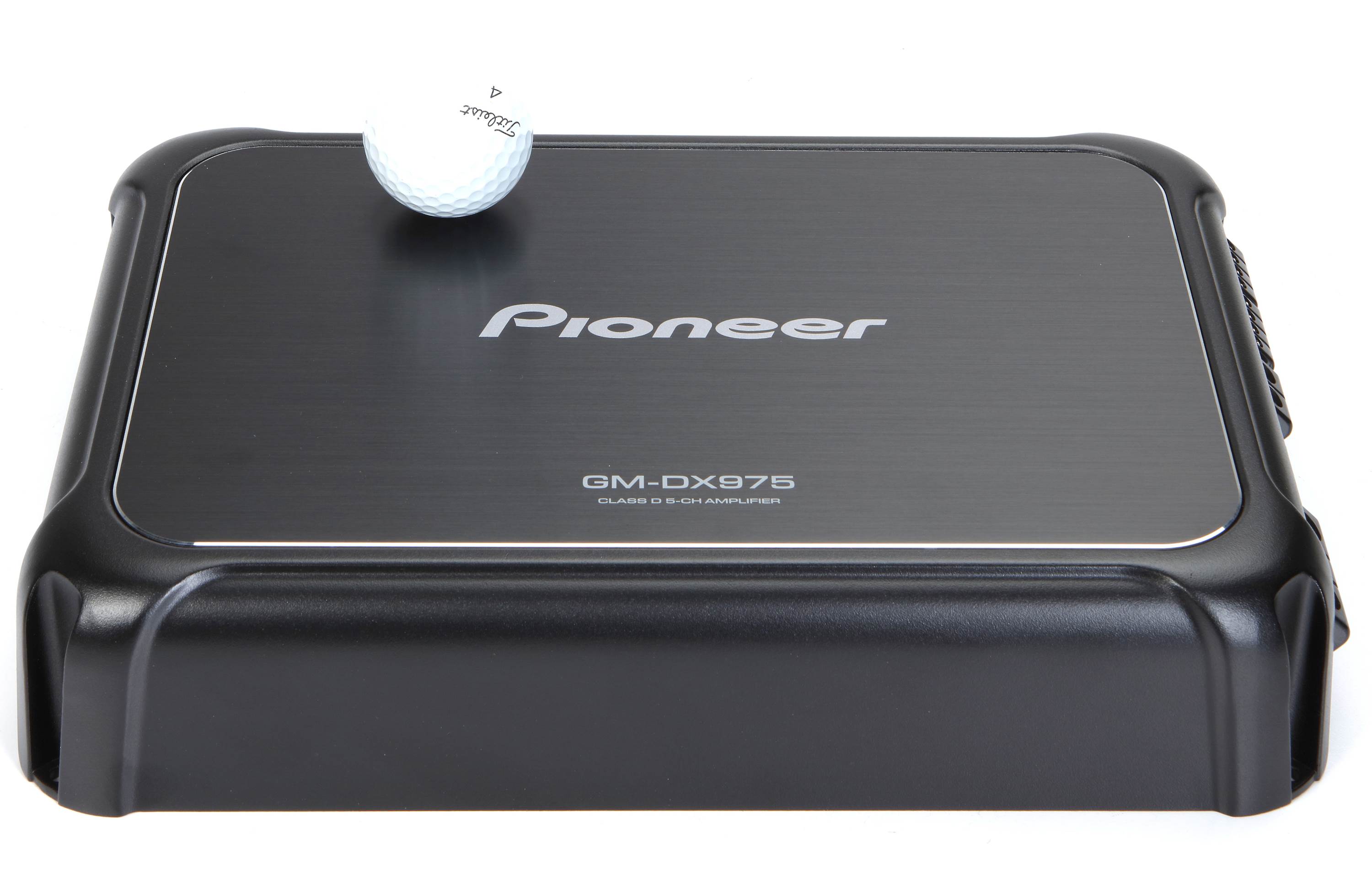 Pioneer GM-DX975 5-channel car amplifier — 75 watts RMS x 4 at 4 ohms + 600 watts RMS x 1 at 2 ohms