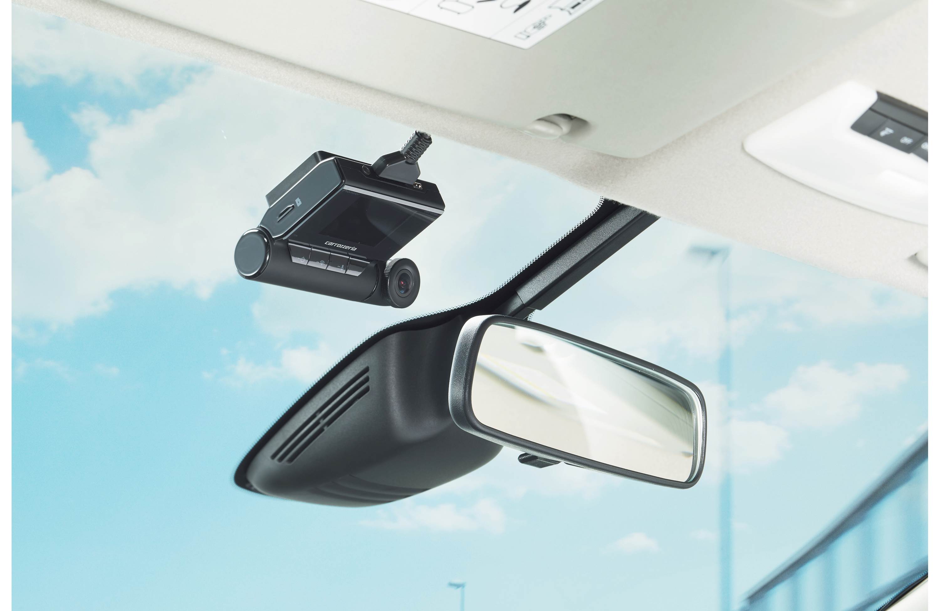 Pioneer VREC-DZ700DC HD dashcam with GPS, Wi-Fi, and second HD camera