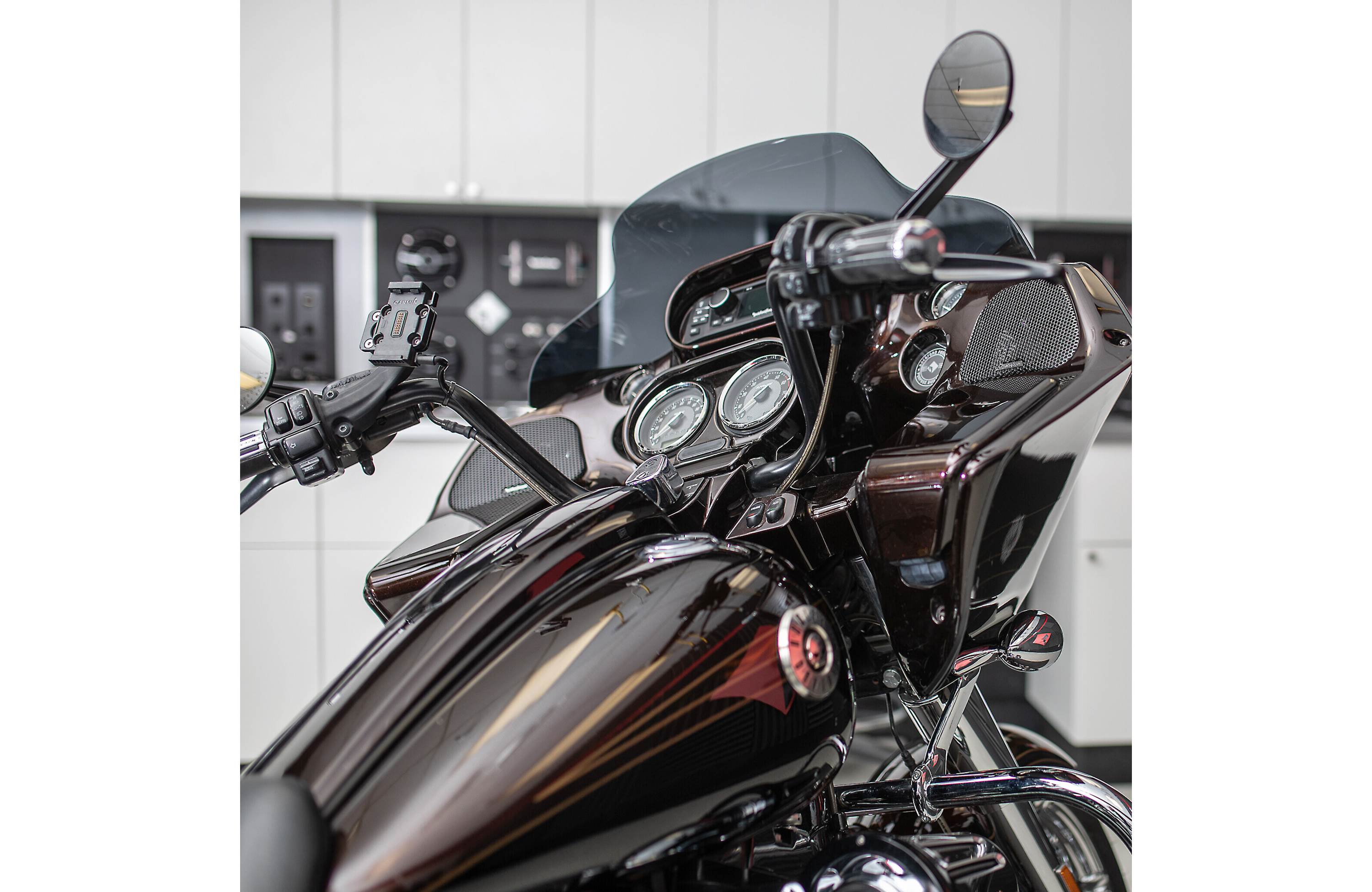 Rockford Fosgate PMX-HD9813 Digital media receiver for 1998-13 Harley-Davidson® motorcycles (does not play discs)