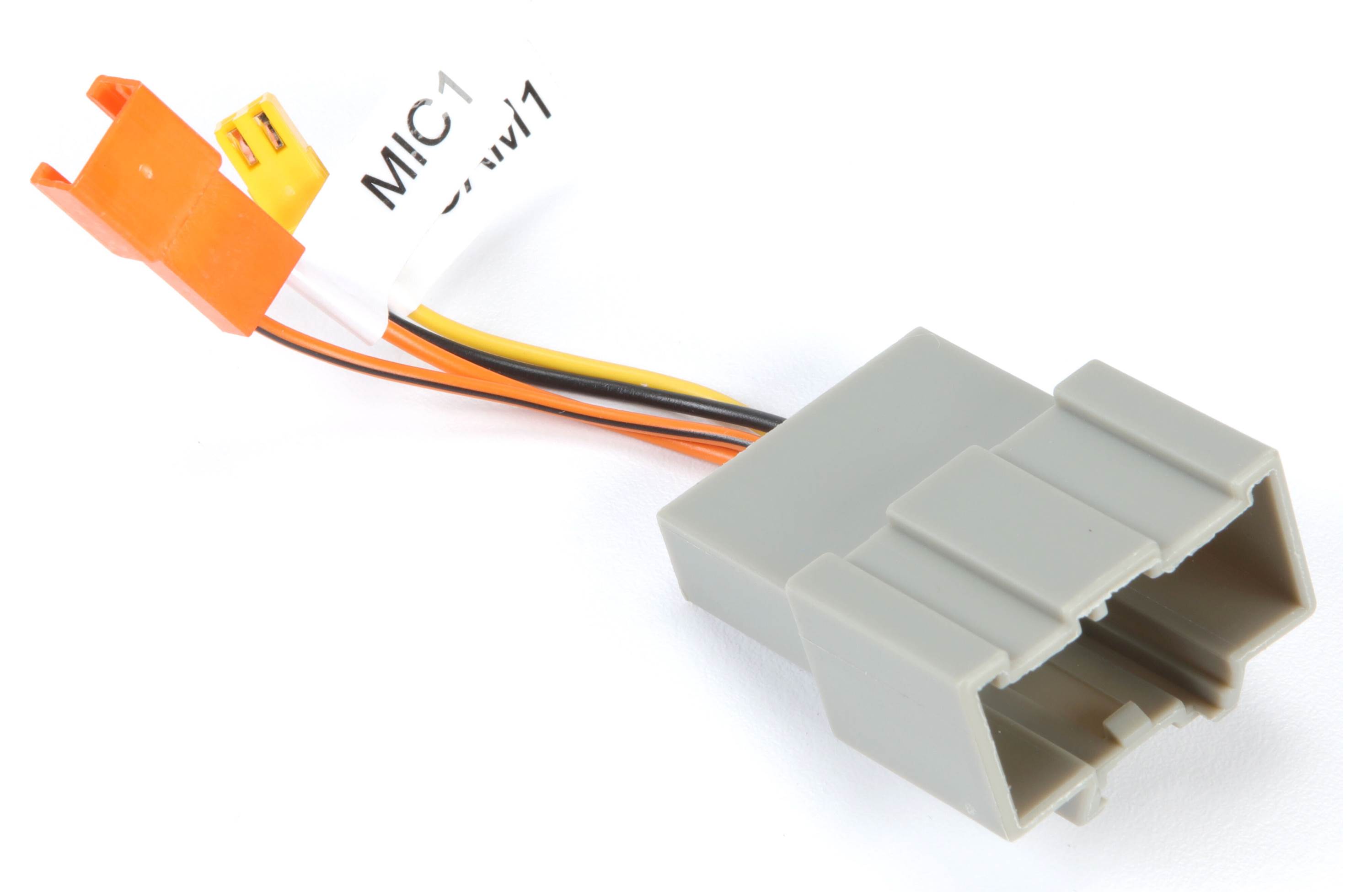 iDatalink HRN-HRR-GM2 factory amp, and warning chimes in select 2010-17 GM-made vehicles