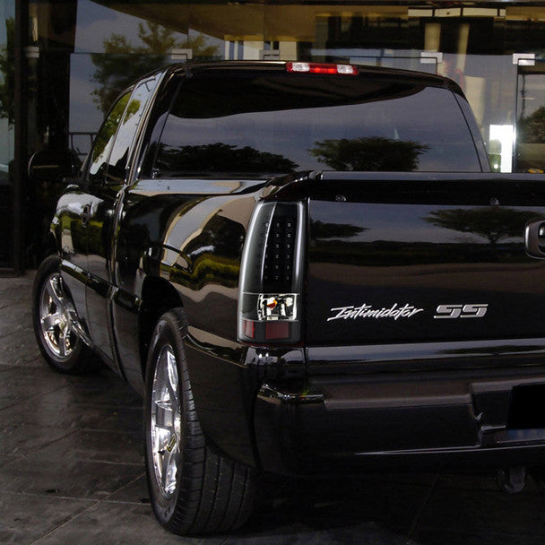 Spec-D 03-06 Chevrolet Silverado LED Tail Lights