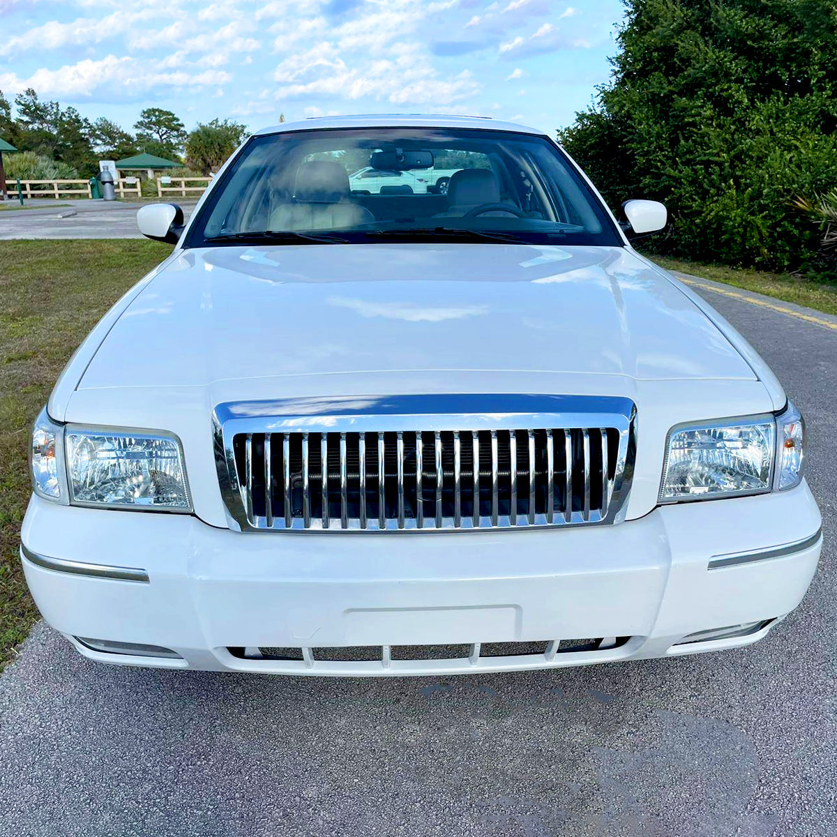 Spec-D 06-11 Mercury Grand Marquis Corner Lamps Headlights Chrome