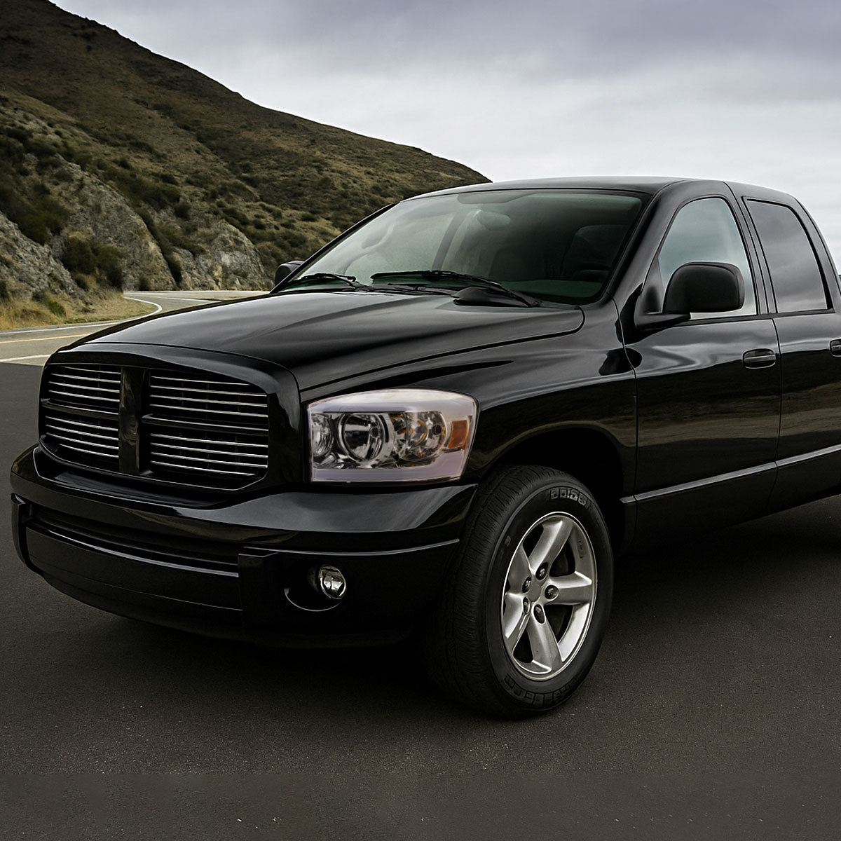 Spec-D 06-08 Ram 1500/06-09 Ram 2500 3500 Tube with Headlights