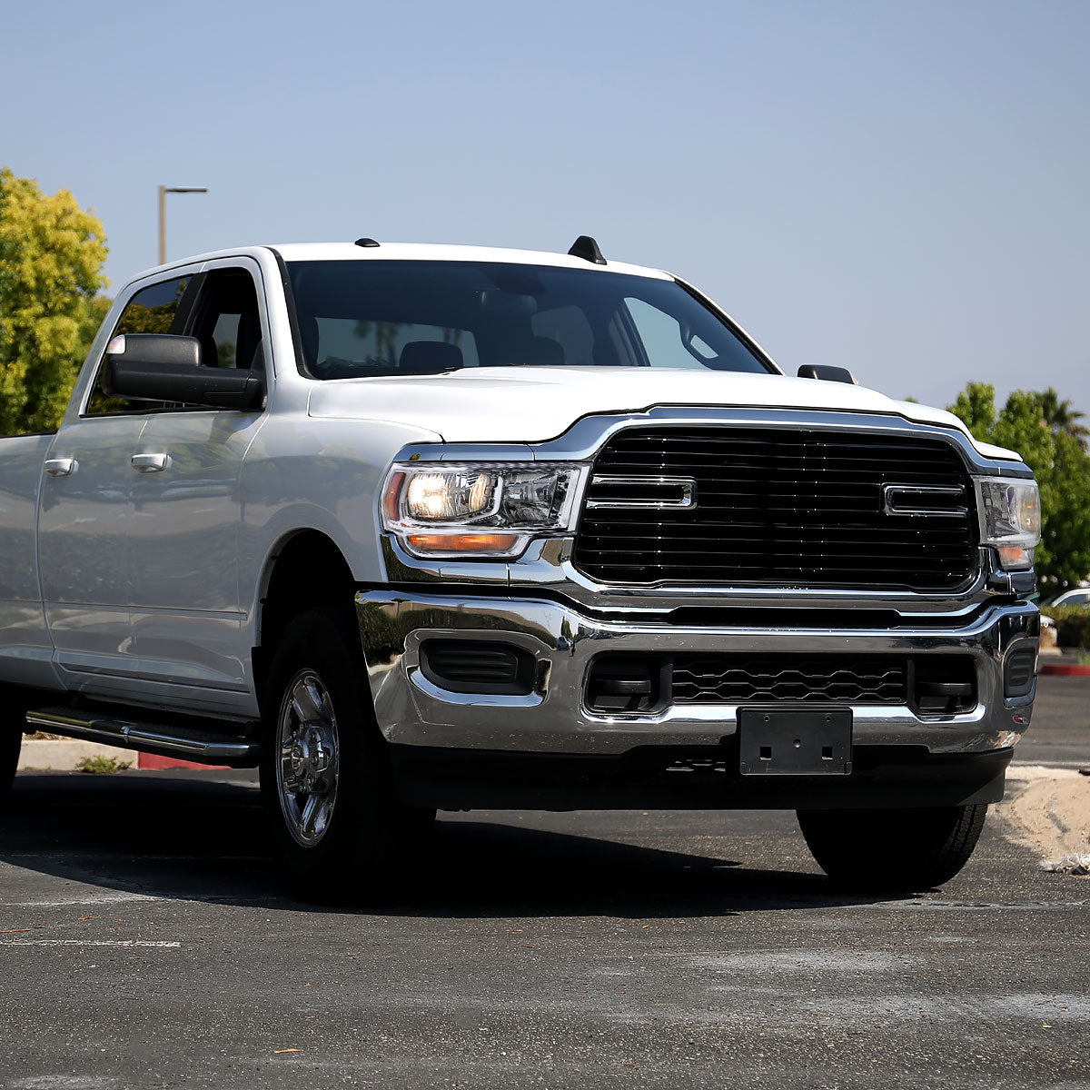 Spec-D 19-24 Ram 2500/3500 Passenger Headlight Chrome Replacement