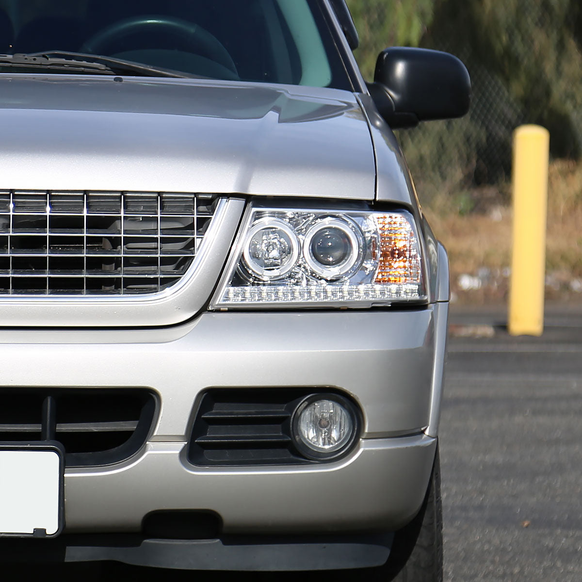 Spec-D 02-05 Ford Explorer Dual Halo Projector Headlights Chrome