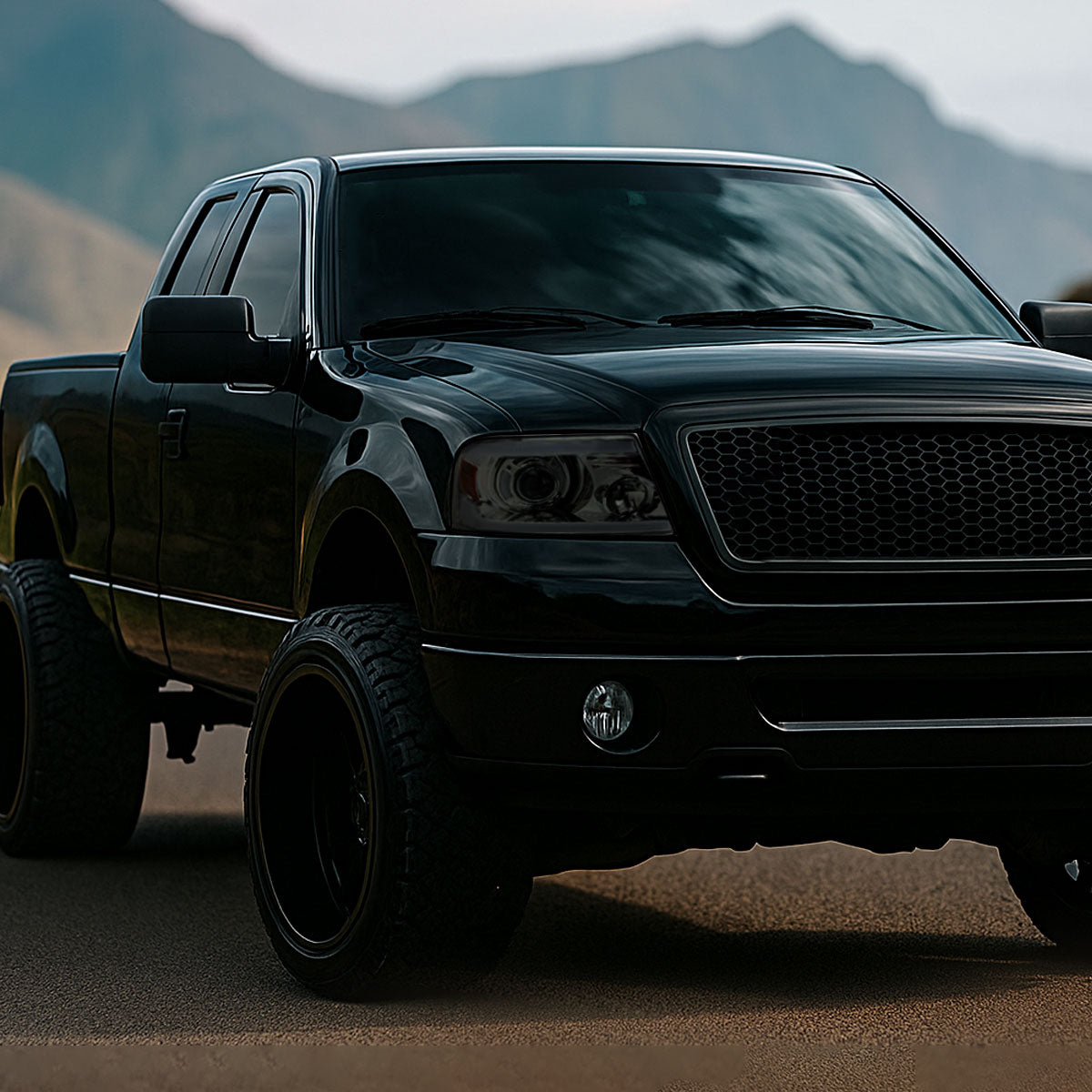 Spec-D 04-08 F-150/06-08 Lincoln Mark LT Pro Headlights Bar /Smoked