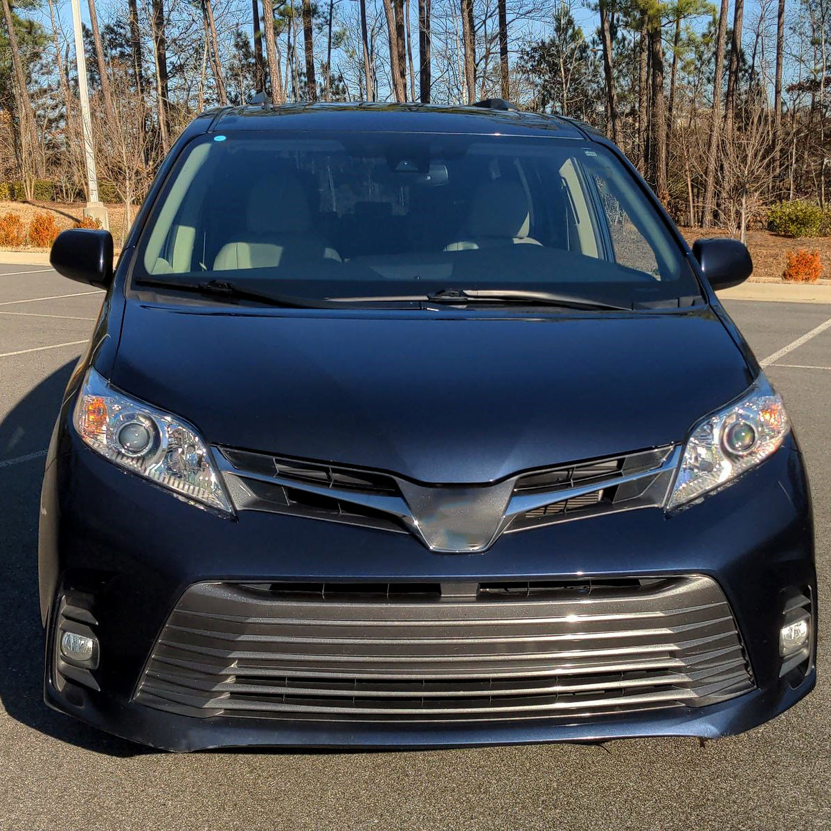 Spec-D 11-20 Toyota Sienna Projector Headlights Chrome