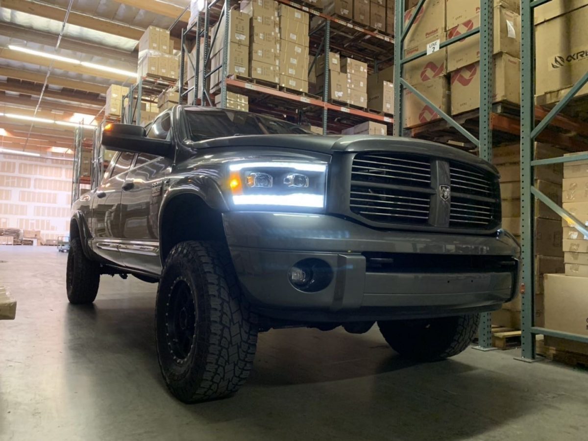 AlphaRex 06-08 Dodge Ram LUXX-Series LED Projector Headlights Alpha-Black