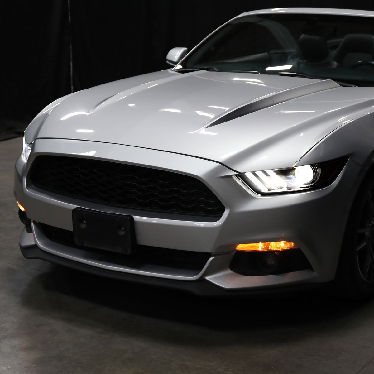 Spec-D 15-20 Ford Mustang Projector Headlights Black Smoked