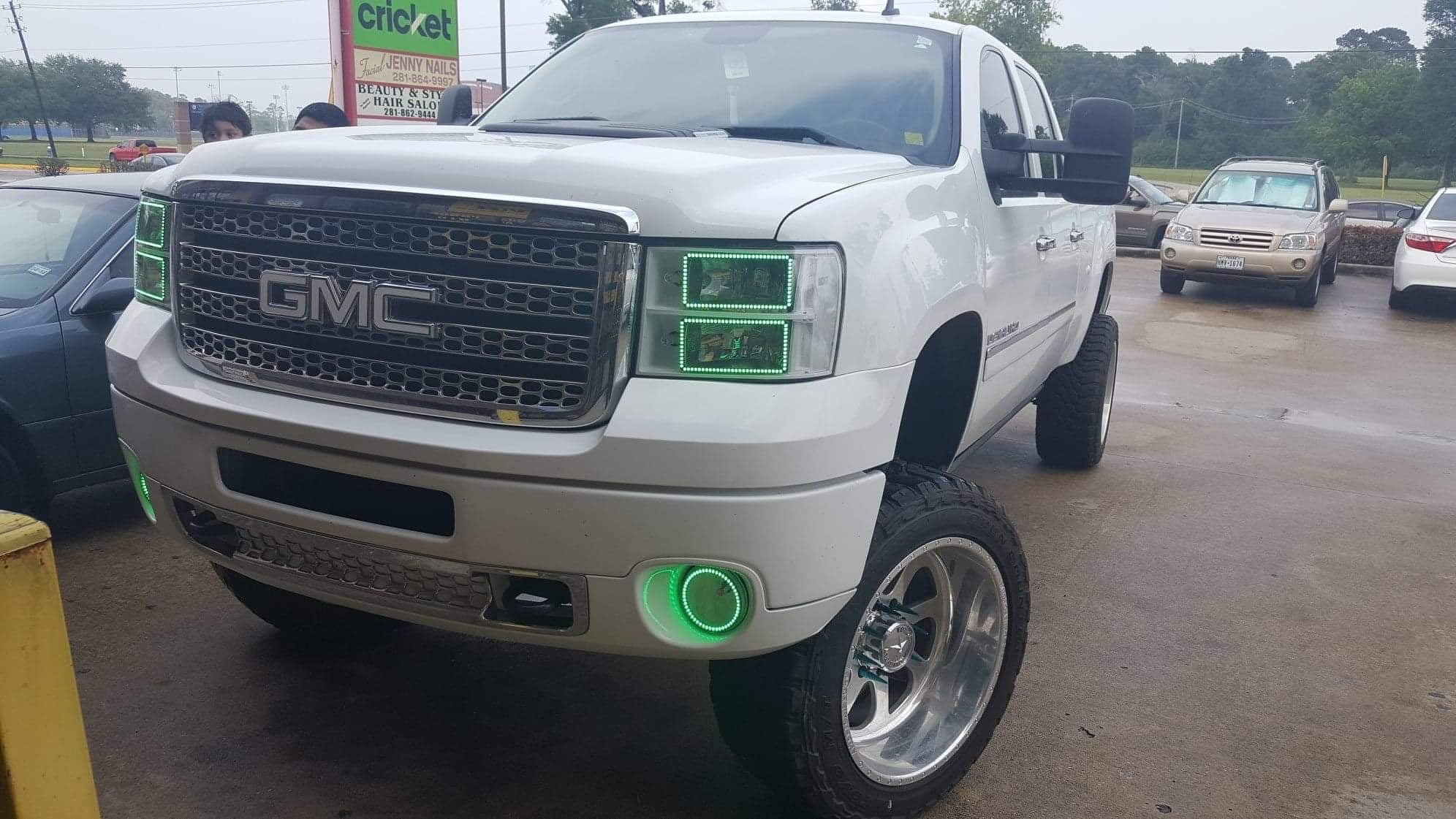 2007 - 2013 GMC Sierra Headlights with RGB Color Changing Halos Pre-Built Headlights Assemby