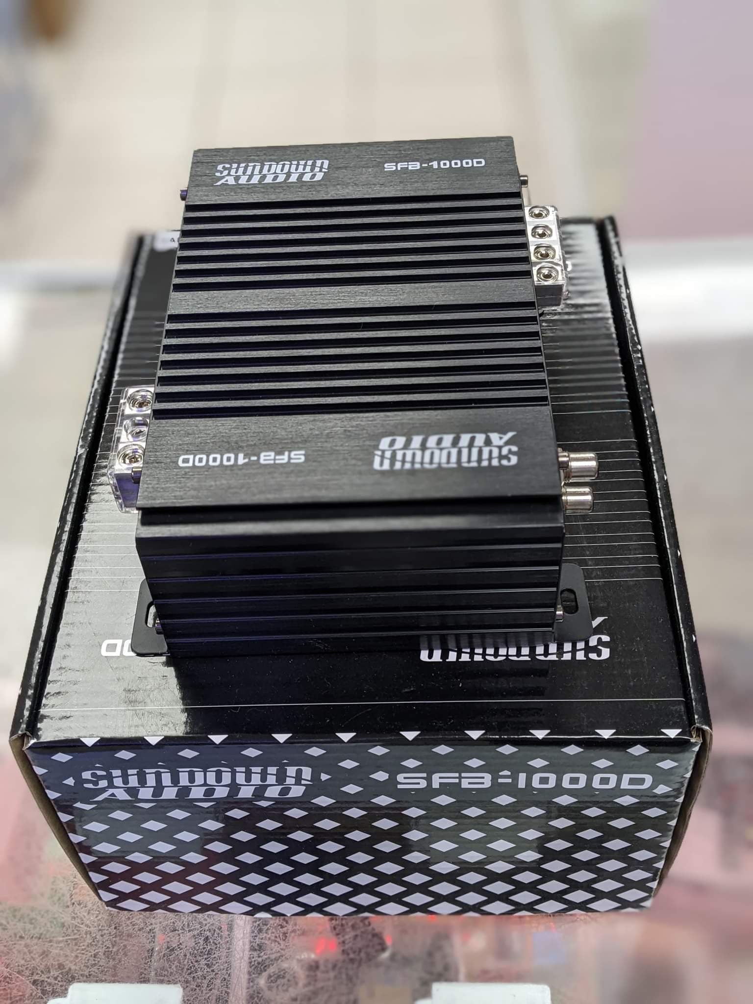 Sundown Audio SFB- 1000D (SFB Series) Car Amplifier Monoblock 1000 Watts RMS