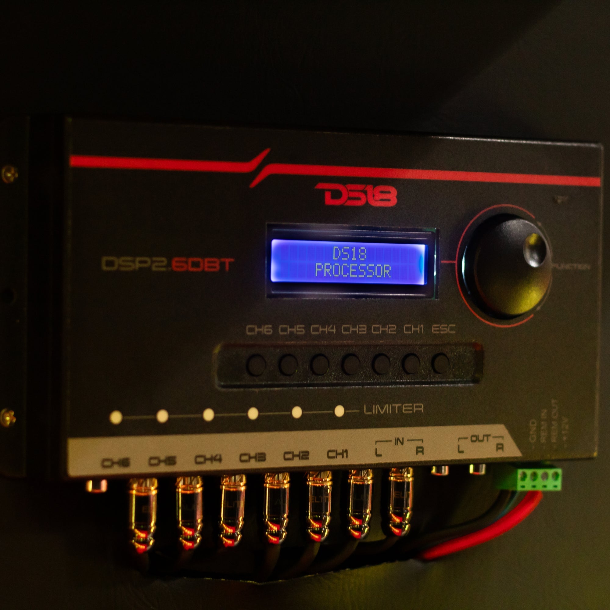 DS18 2-Channel In and 6-Channel Out Digital Sound Processor (DSP) with Bluetooth and LCD Screen