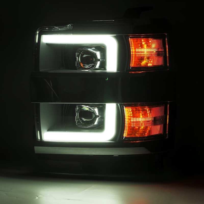 AlphaRex 15-19 Chevrolet Silverado 2500HD/3500HD PRO-Series Halogen Projector Headlights Black