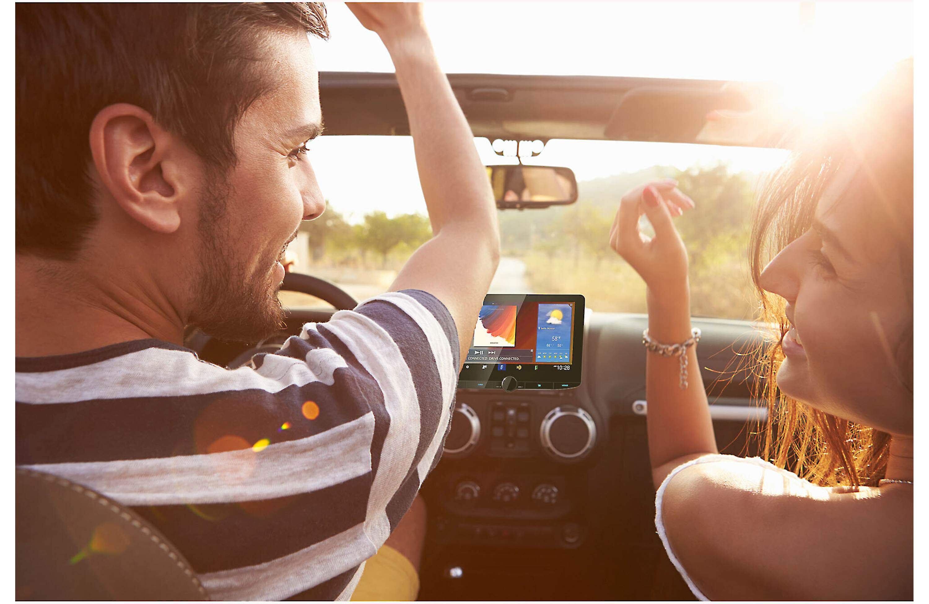 Kenwood DMX1037S 10.1