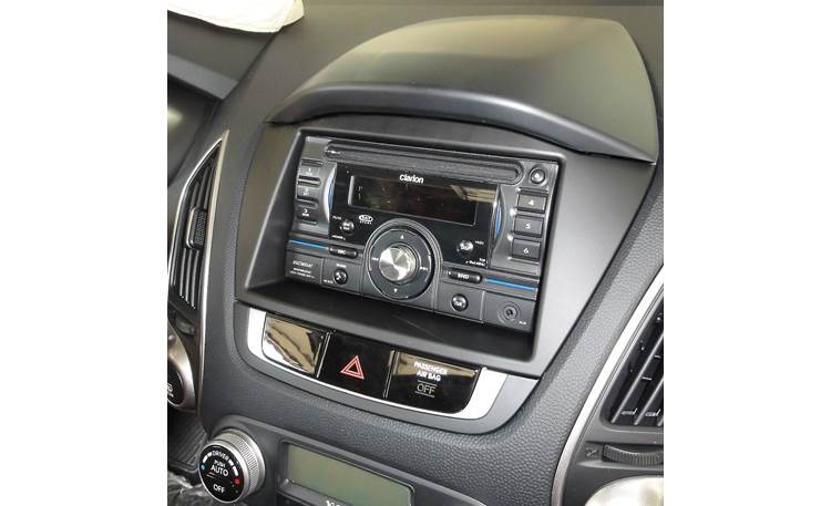 Metra 99-7341B Dash Kit Fits select 2010-13 Hyundai Tucson models — single-DIN or double-DIN radios (Black)