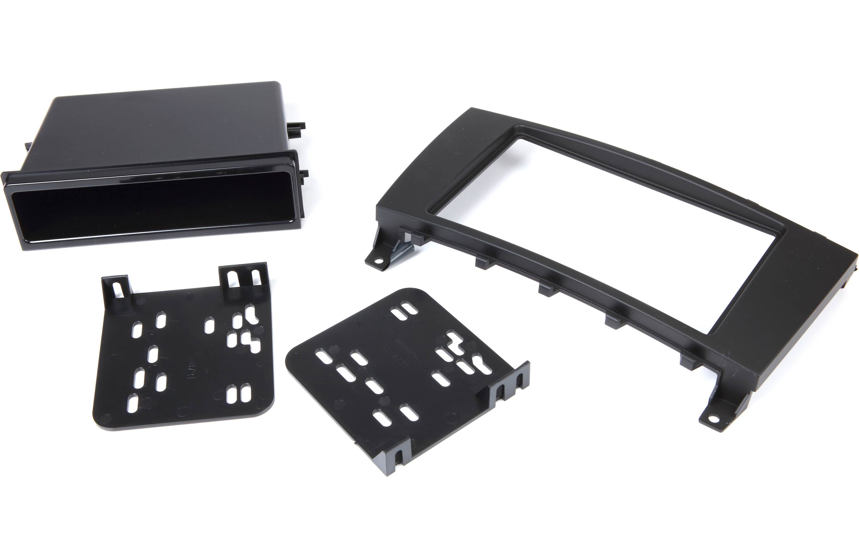 Metra 99-8721B Dash Kit 2005-07 Mercedes-Benz C Class vehicles