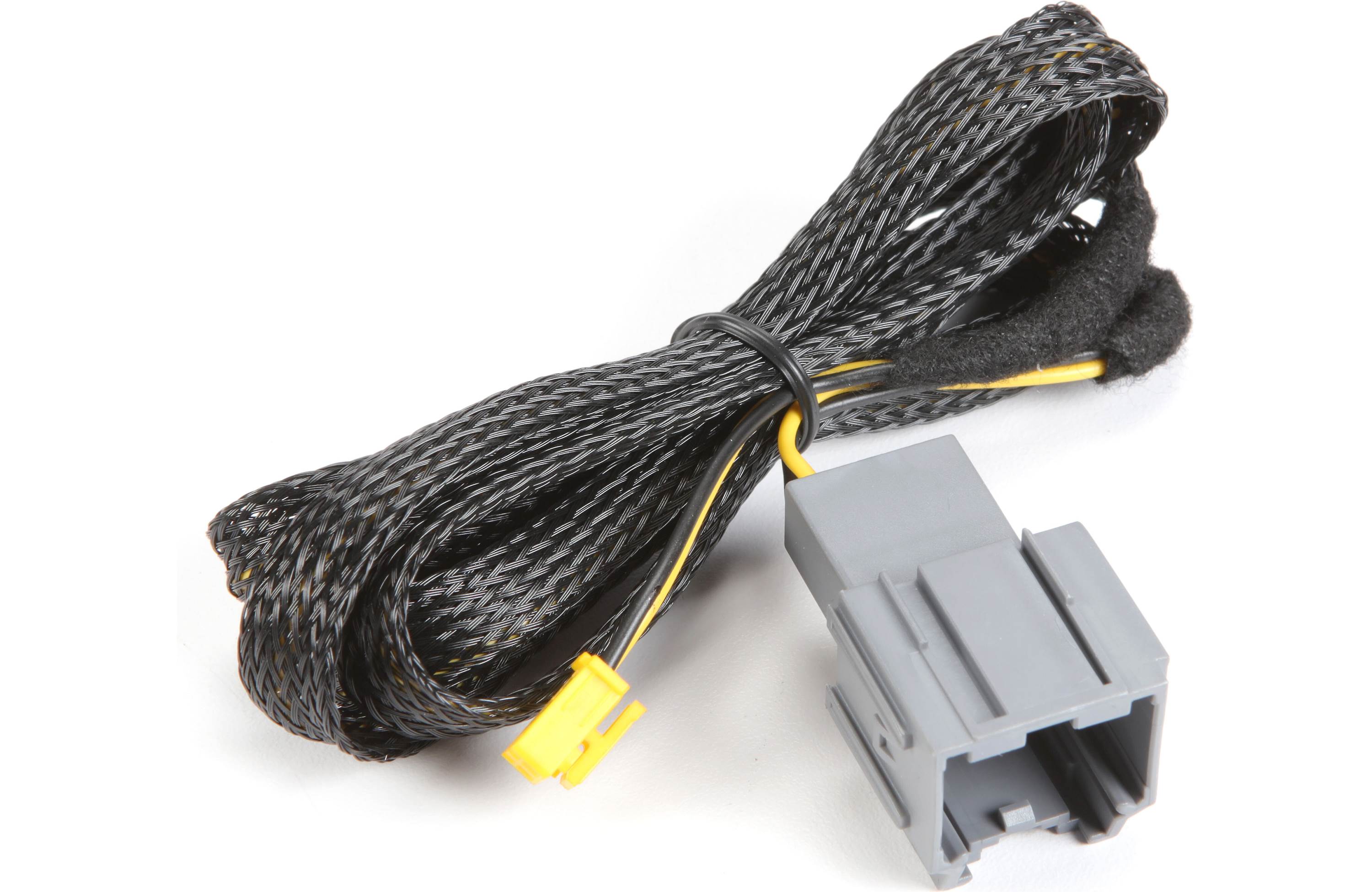 iDatalink HRN-HRR-GM3 OnStar, backup cam, and Bluetooth in select 2014-20 GM-made vehicles