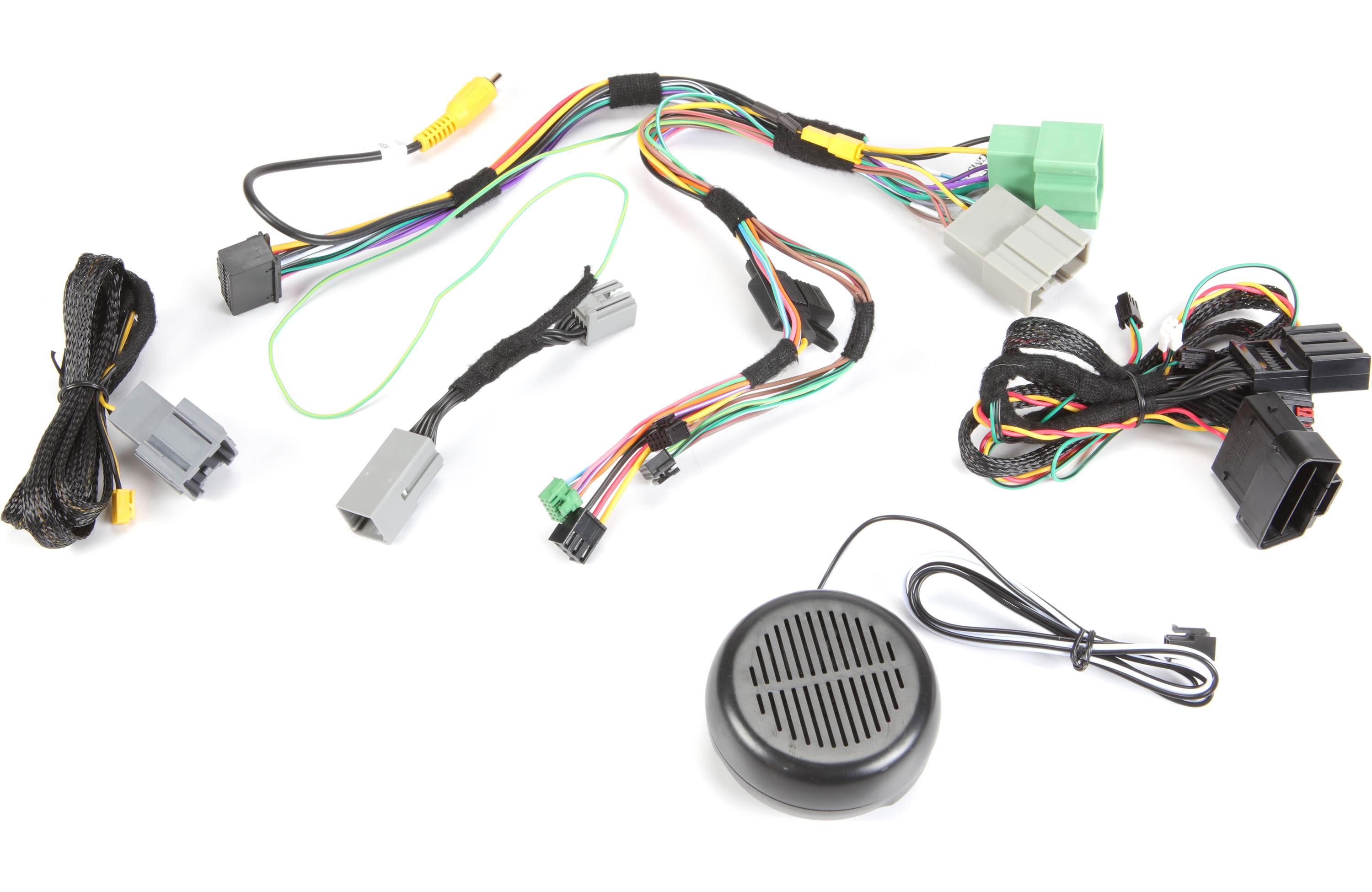 iDatalink HRN-HRR-GM3 OnStar, backup cam, and Bluetooth in select 2014-20 GM-made vehicles
