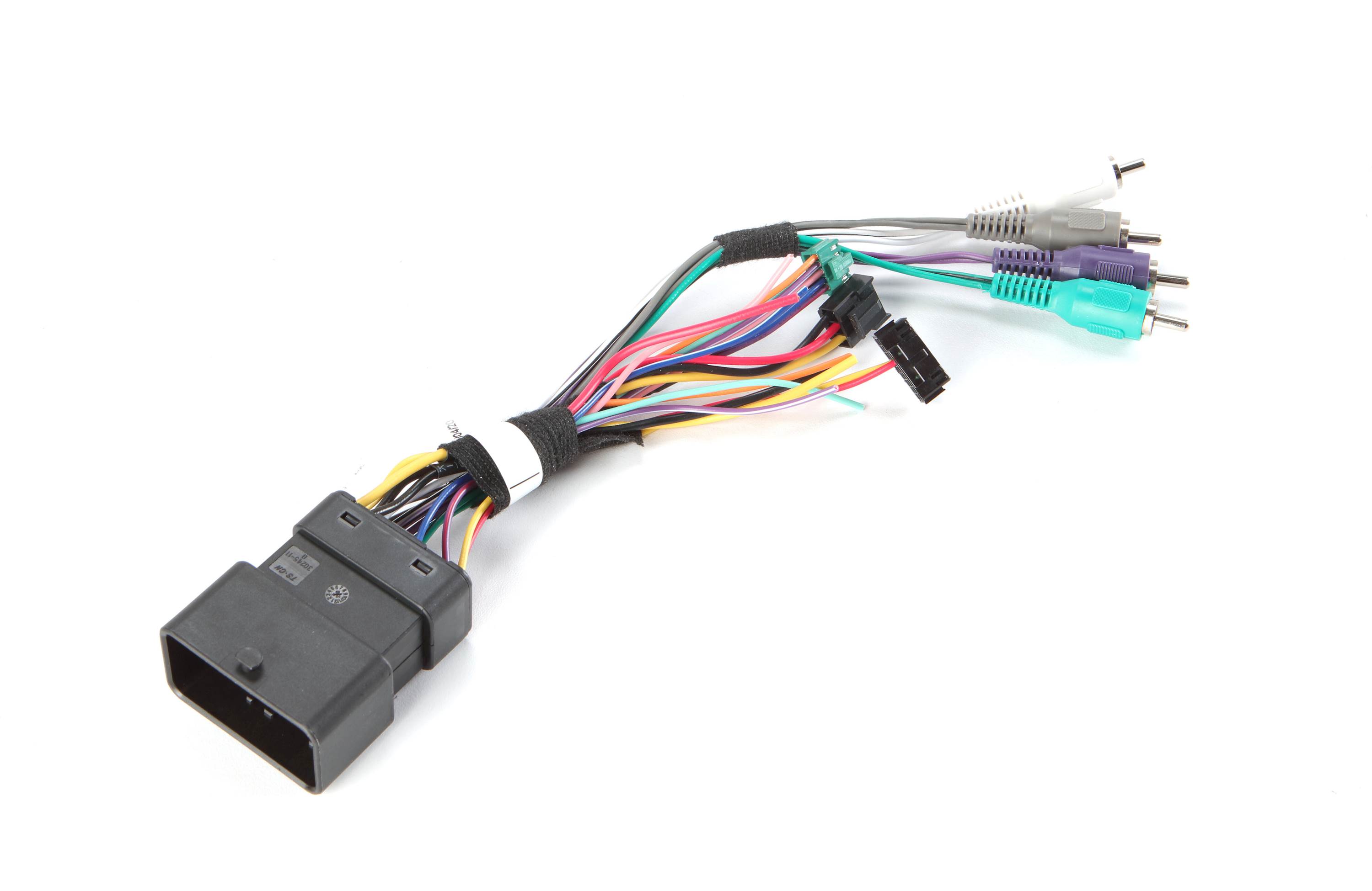 iDatalink rHD2 Vehicle-specific Harness Connect a new stereo and retain handlebar controls and more in select 2014-22 Harley-Davidson