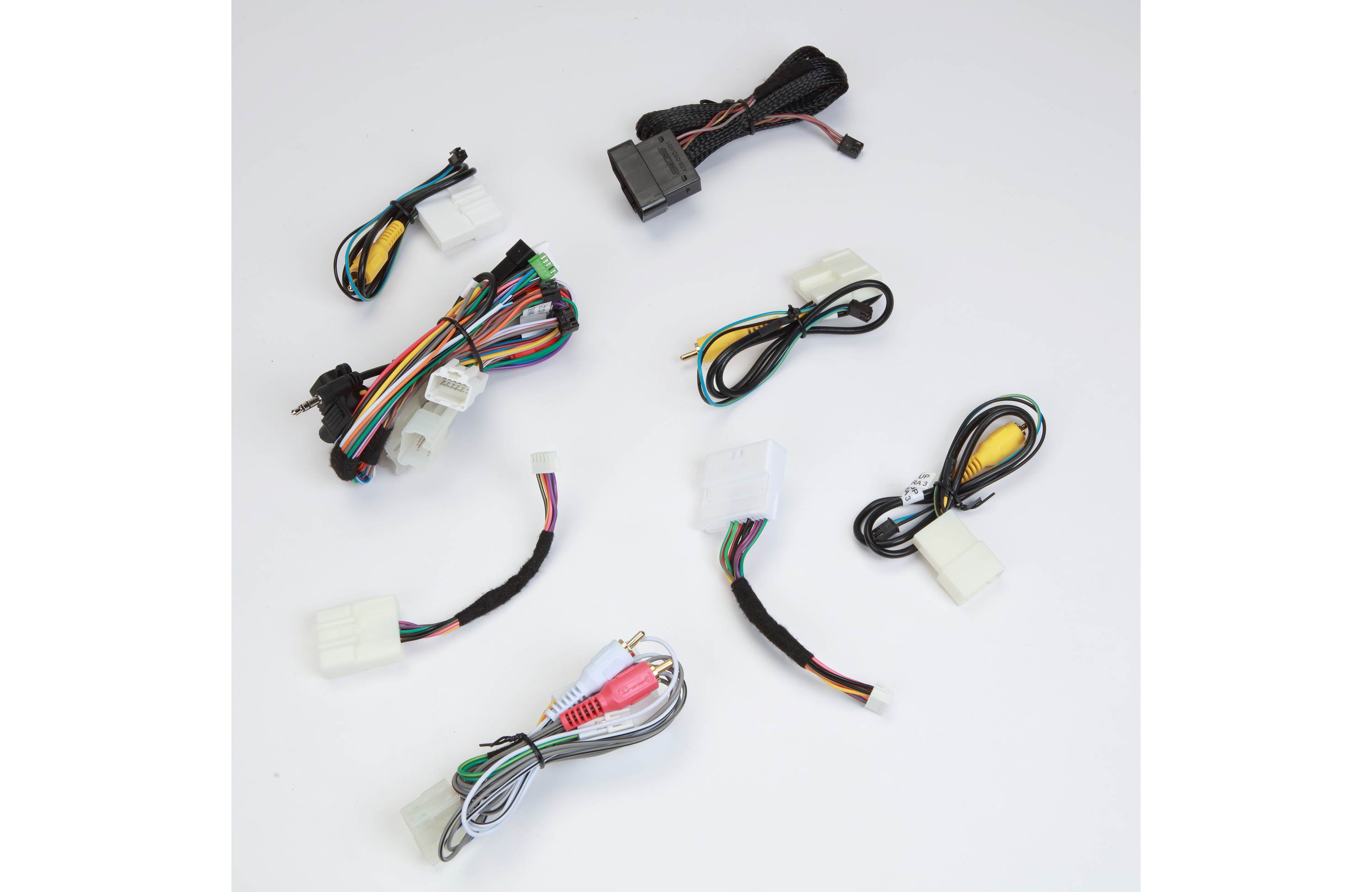 iDatalink HRN-RR-TO1 Factory Integration Adapter in select Toyota-made vehicles