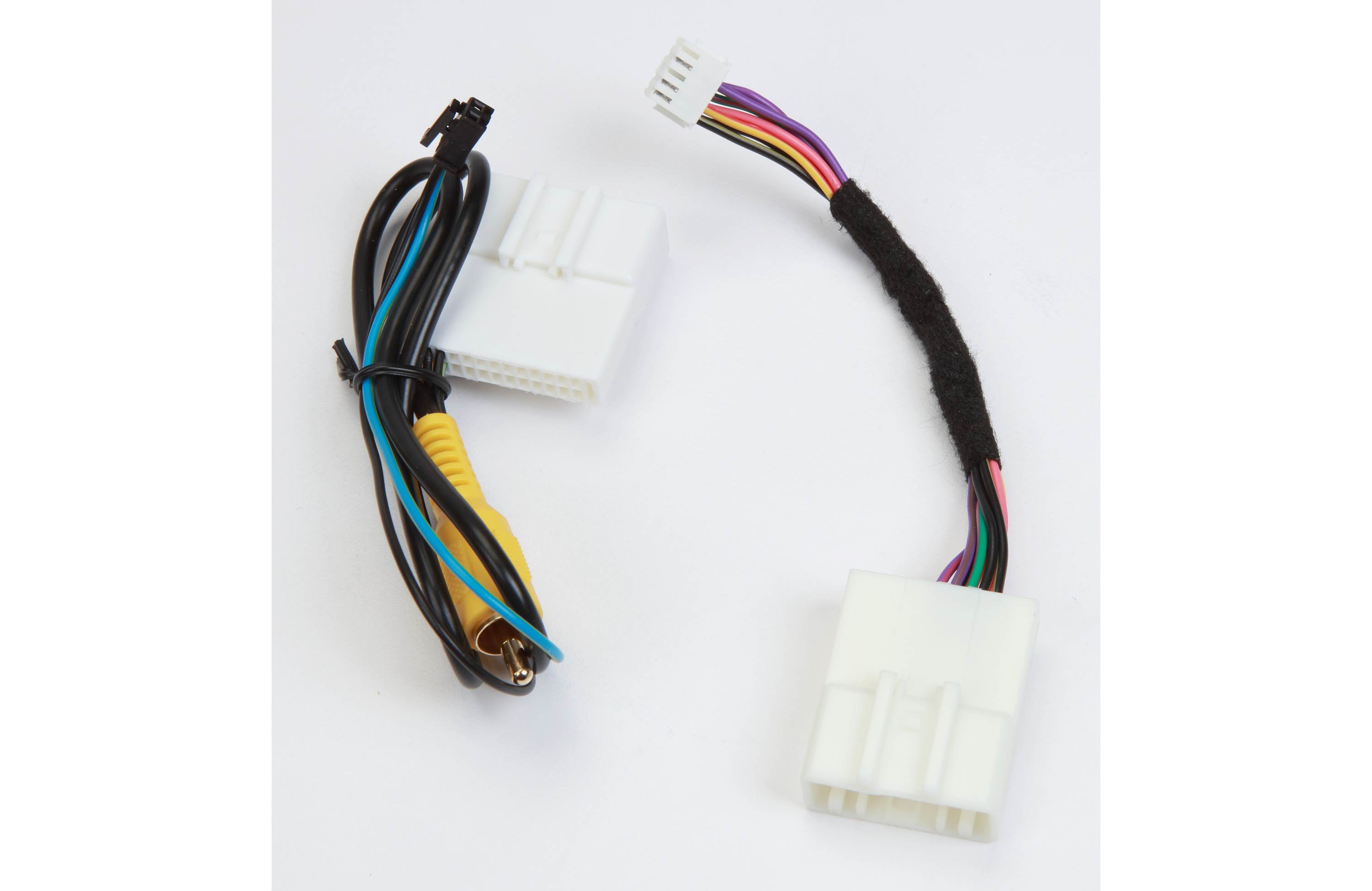 iDatalink HRN-RR-TO1 Factory Integration Adapter in select Toyota-made vehicles