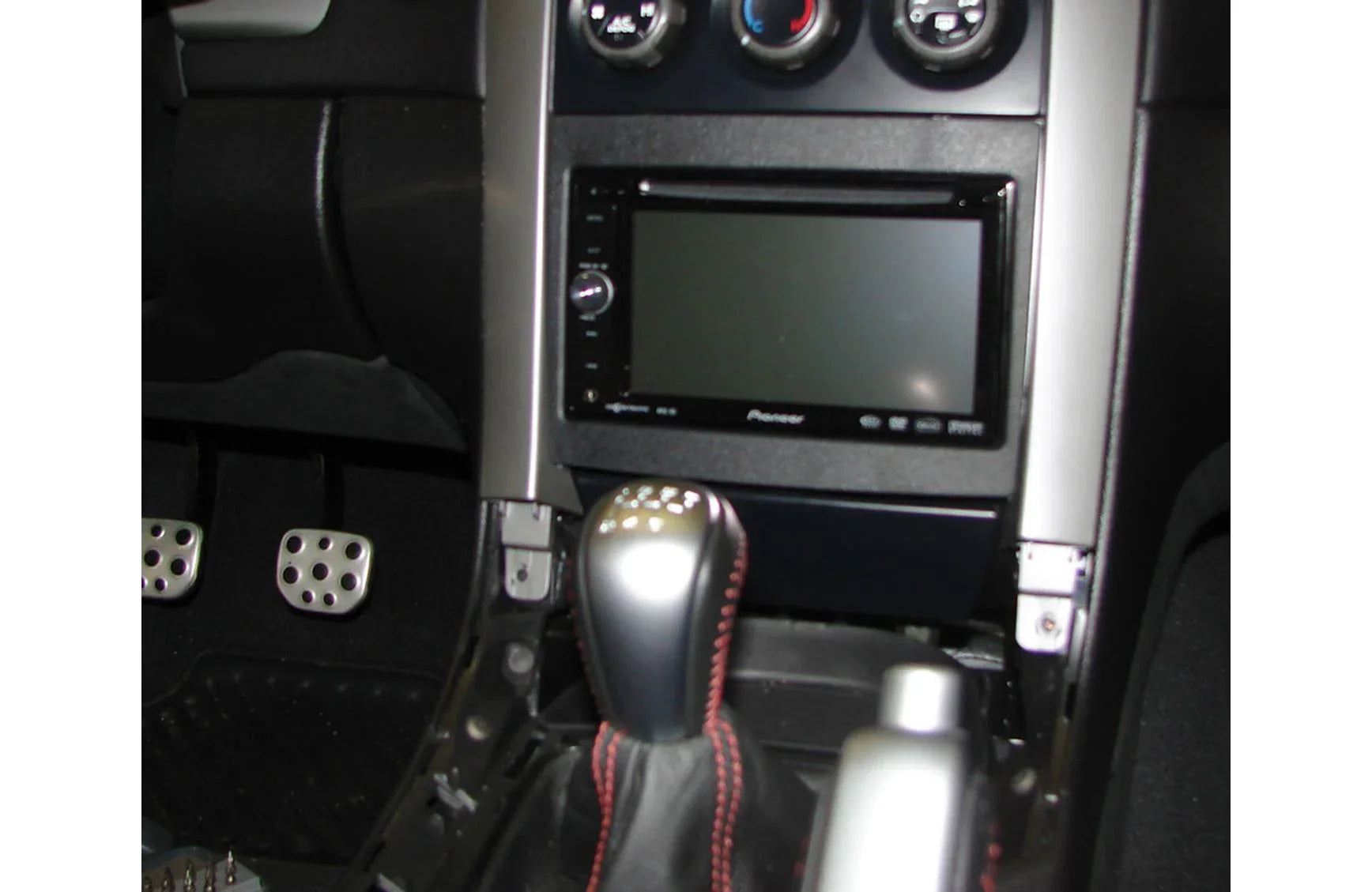 Metra 95-3528B Dash Kit